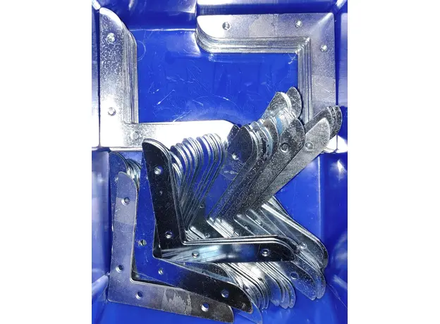 V-Shape Bracket 3x3
